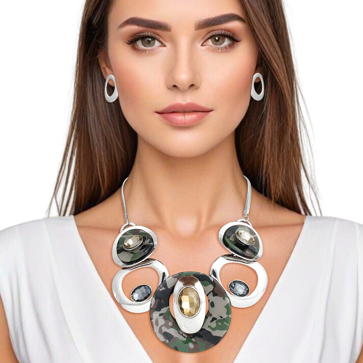 Necklace Silver Camo Circular Bib for Women