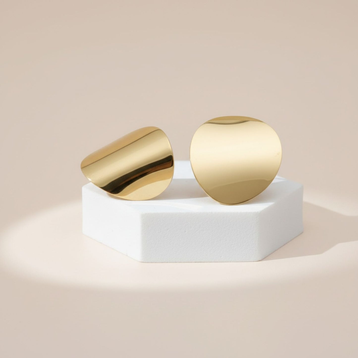 Stud 18K Gold Steel Curved Oval Disc Earrings