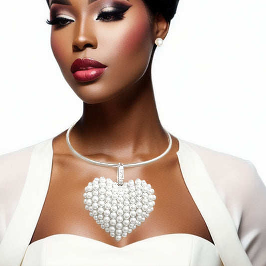 Pendant White Pearl Domed Heart Chunky Necklace