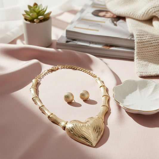 Pendant Gold Bamboo Heart Modern Love Necklace