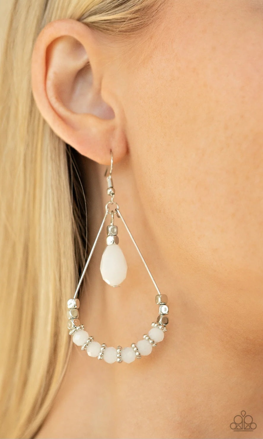 Lovely Lucidity - white - Earring