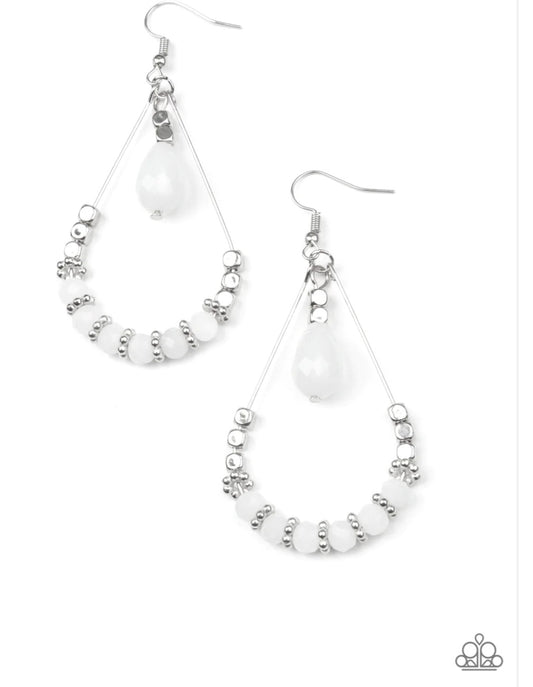 Lovely Lucidity - white - Earring